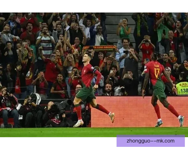 C罗对阵波兰精彩倒钩破门震撼全场再展传奇射手风采