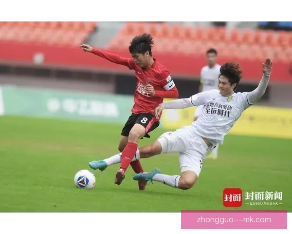 成都蓉城奋勇拼搏赛季收官摘得中超联赛宝贵季军荣耀