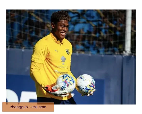 铃木彩艳加盟意甲帕尔马担任主力门将全新挑战开启